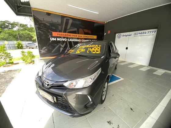 TOYOTA YARIS 1.5 16V FLEX SEDAN XL MULTIDRIVE TOYOTA YARIS 1.5 16V FLEX SEDAN XL MULTIDRIVE